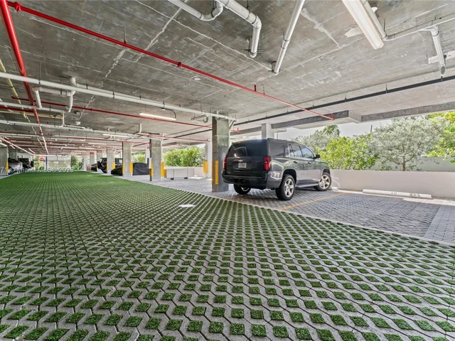 1030 15th St # 203, Miami Beach FL 33139