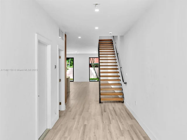 1381 SW 22nd Ter, Miami FL 33145