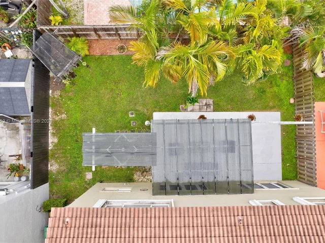 7251 SW 158th Pl, Miami FL 33193
