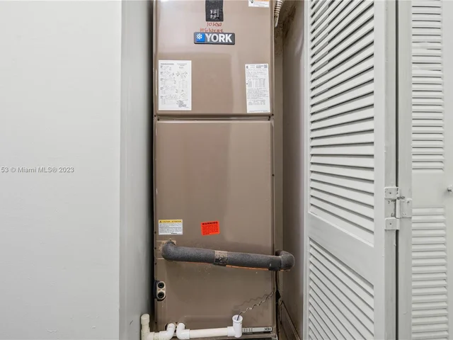 7251 SW 158th Pl, Miami FL 33193