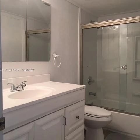 3702 NE 171st St # 8, North Miami Beach FL 33160
