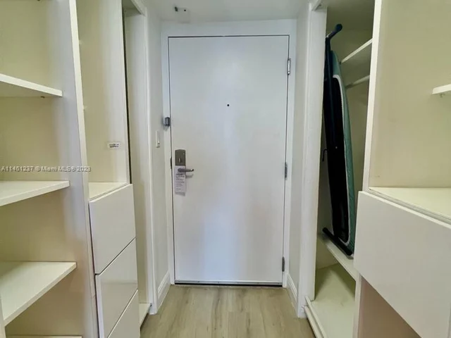 19201 Collins Ave # 1127, Sunny Isles Beach FL 33160