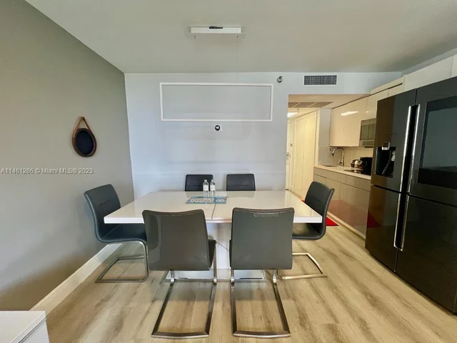 19201 Collins Ave # 1128, Sunny Isles Beach FL 33160