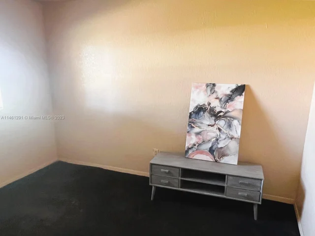 2301 NW 3rd St, Pompano Beach FL 33069