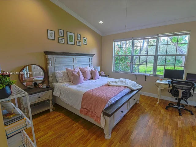 2461 E Aragon Blvd #3, Sunrise FL 33313