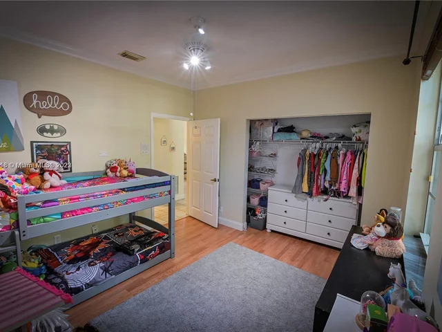 2461 E Aragon Blvd #3, Sunrise FL 33313