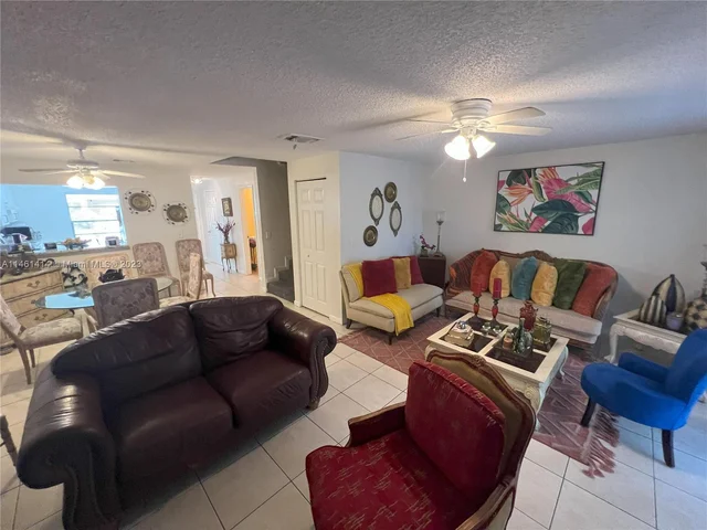 9892 NW 14th Ct # 174, Pembroke Pines FL 33024