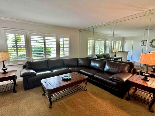 949 NE 24th Ave, Pompano Beach FL 33062