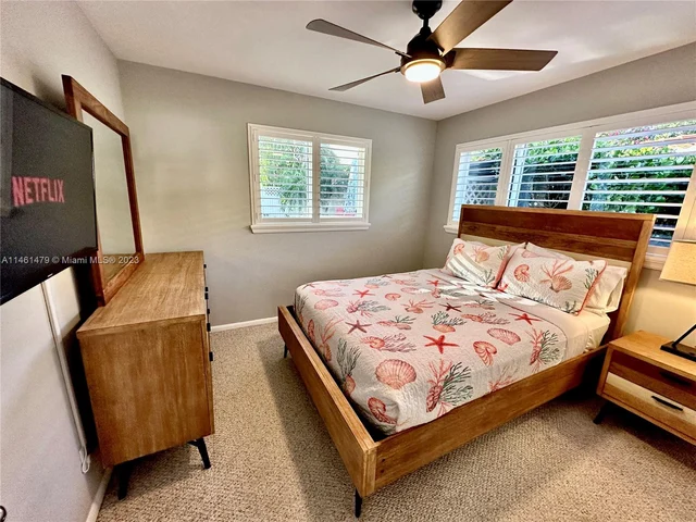 949 NE 24th Ave, Pompano Beach FL 33062