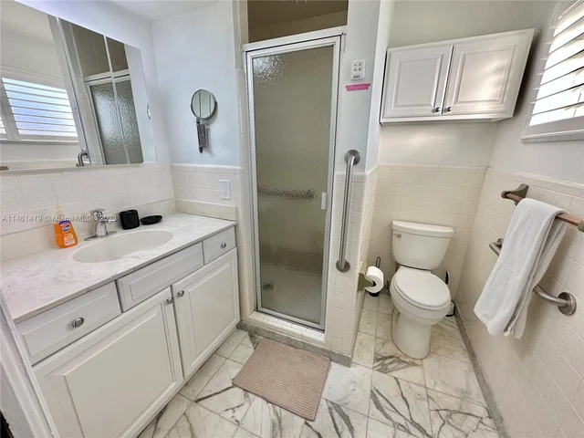 949 NE 24th Ave, Pompano Beach FL 33062