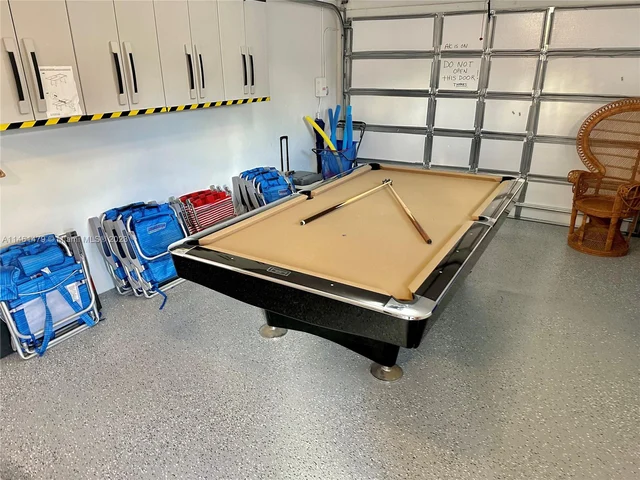 949 NE 24th Ave, Pompano Beach FL 33062