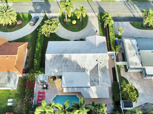 949 NE 24th Ave, Pompano Beach FL 33062