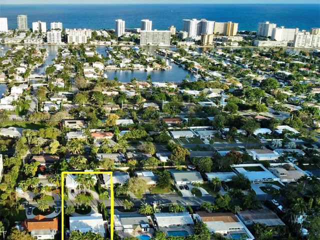 949 NE 24th Ave, Pompano Beach FL 33062