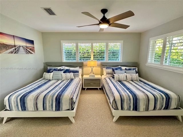 949 NE 24th Ave, Pompano Beach FL 33062