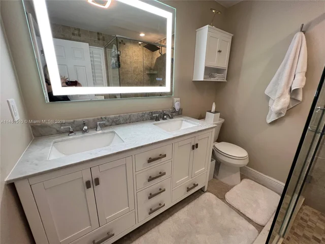 121 Tacoma Ln # 121, Palm Beach Shores FL 33404