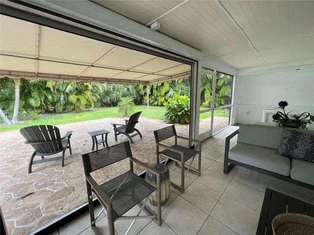 121 Tacoma Ln # 121, Palm Beach Shores FL 33404