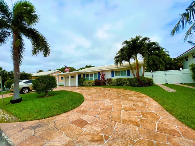 121 Tacoma Ln # 121, Palm Beach Shores FL 33404