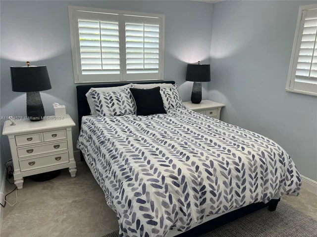 121 Tacoma Ln # 121, Palm Beach Shores FL 33404