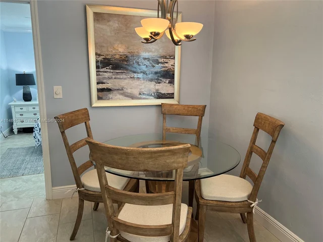 121 Tacoma Ln # 121, Palm Beach Shores FL 33404