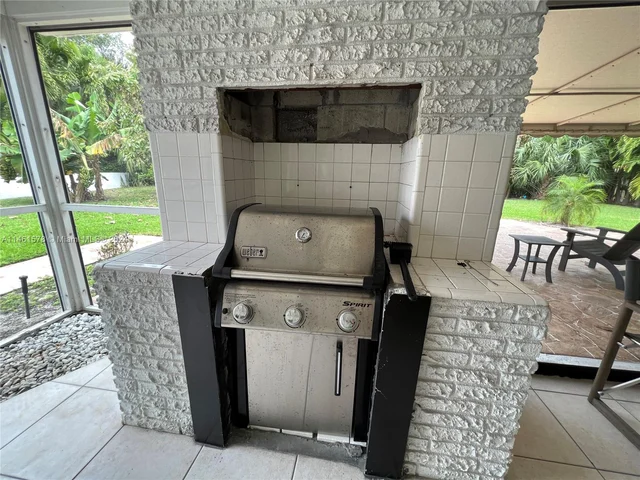 121 Tacoma Ln # 121, Palm Beach Shores FL 33404