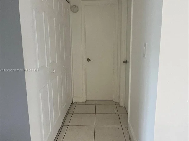 2309 S Cypress Bend Dr # 115B, Pompano Beach FL 33069