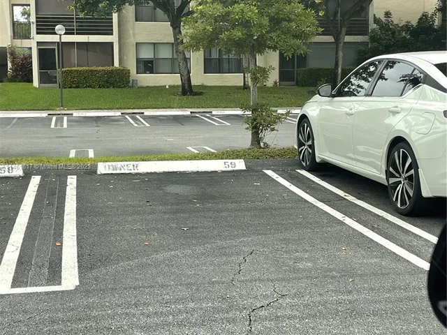 2309 S Cypress Bend Dr # 115B, Pompano Beach FL 33069