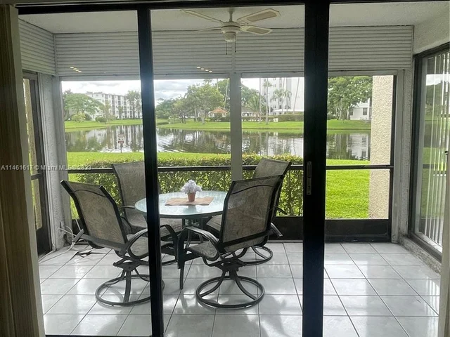 2309 S Cypress Bend Dr # 115B, Pompano Beach FL 33069