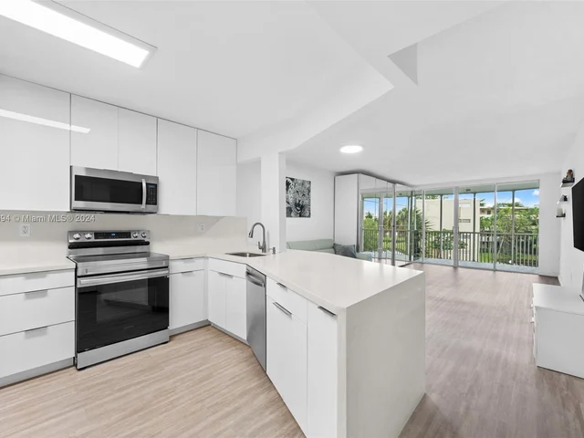 1680 NE 191st St # 2, Miami FL 33179