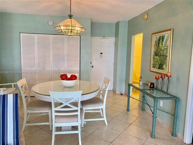 1950 S Ocean Dr # 18B, Hallandale Beach FL 33009