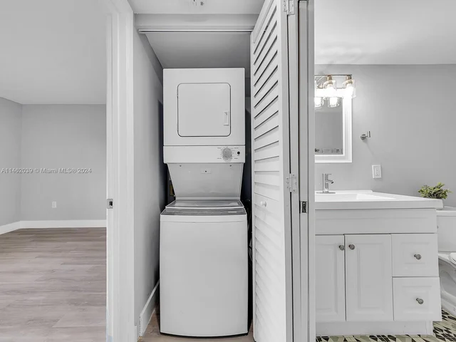 1600 SW 127th Way # 304C, Pembroke Pines FL 33027