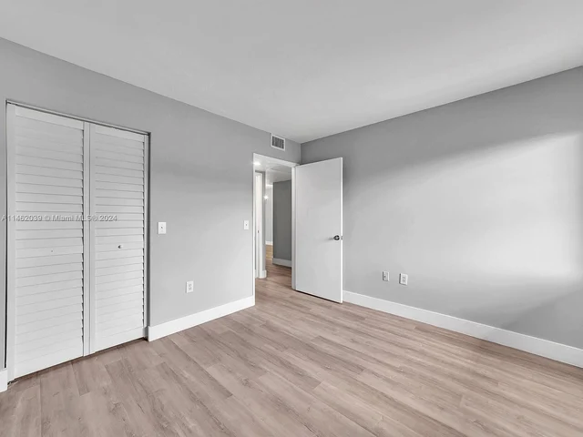 1600 SW 127th Way # 304C, Pembroke Pines FL 33027