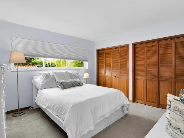 1015 Venetia Ave, Coral Gables FL 33134