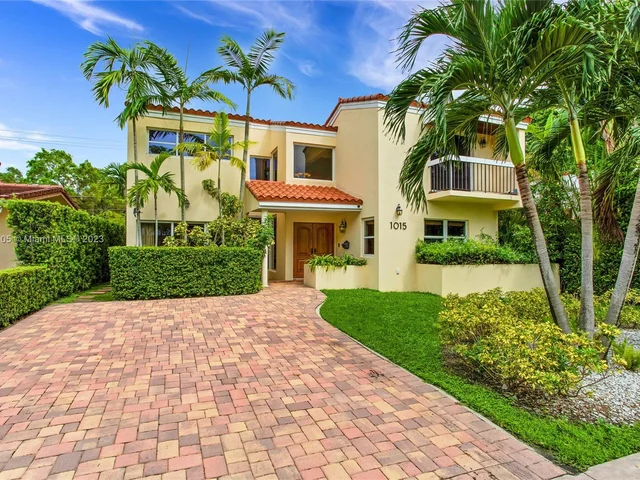 1015 Venetia Ave, Coral Gables FL 33134