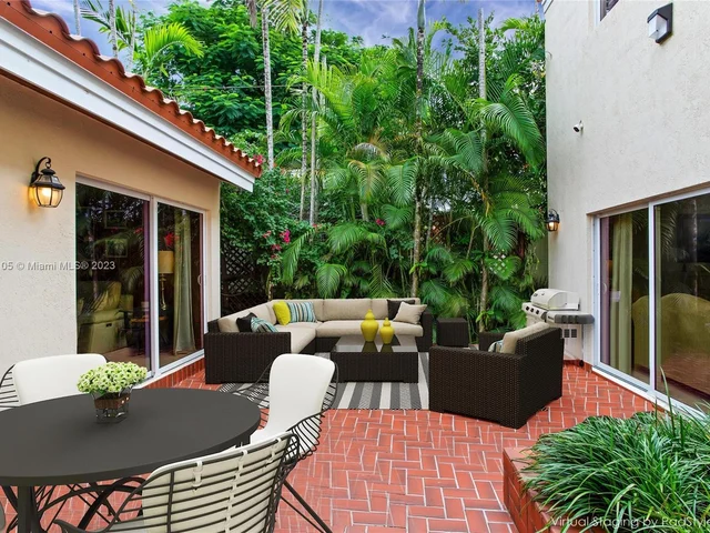 1015 Venetia Ave, Coral Gables FL 33134