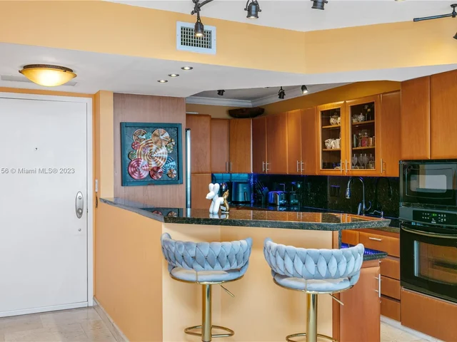 2101 S Ocean Dr # 2404, Hollywood FL 33019