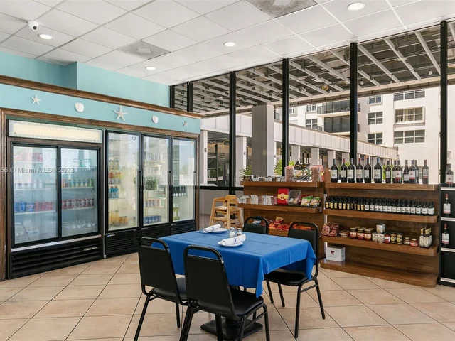 2101 S Ocean Dr # 2404, Hollywood FL 33019