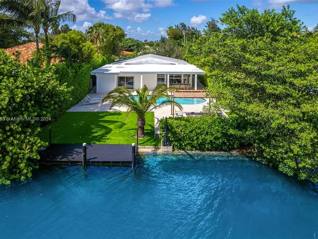 410 S Shore Dr, Miami Beach FL 33141