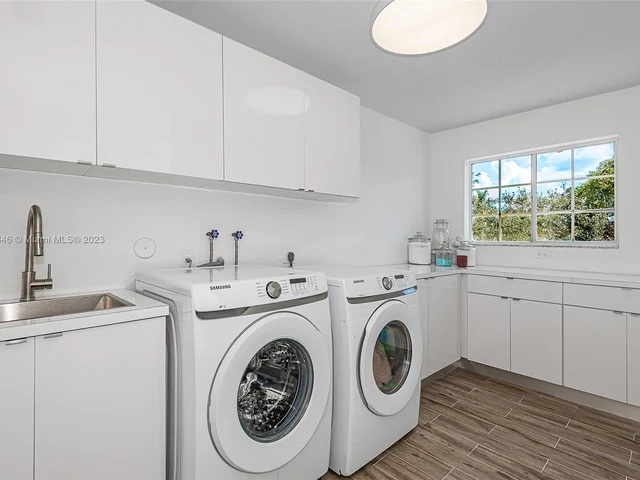 5309 NW 110th Ave, Coral Springs FL 33076