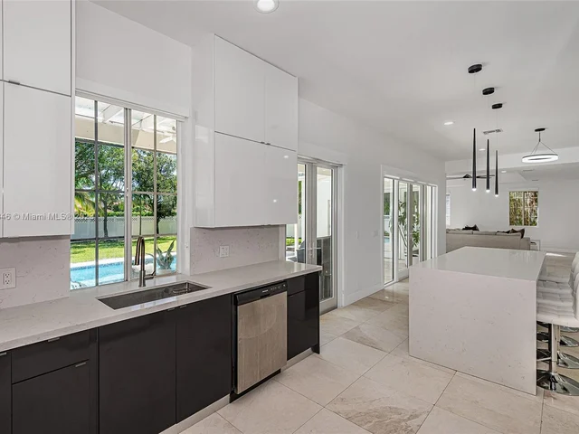 5309 NW 110th Ave, Coral Springs FL 33076