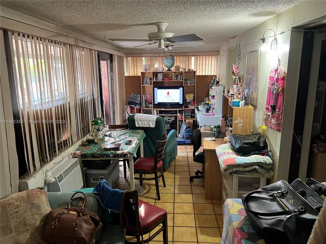 4360 SW 1st St, Miami FL 33134