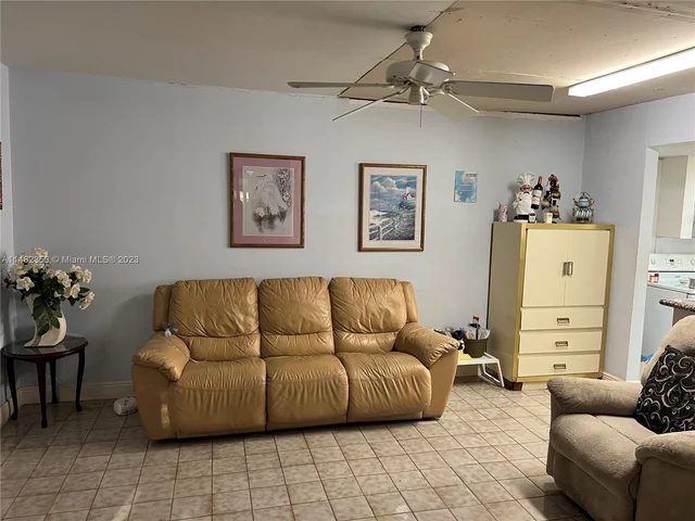 4360 SW 1st St, Miami FL 33134