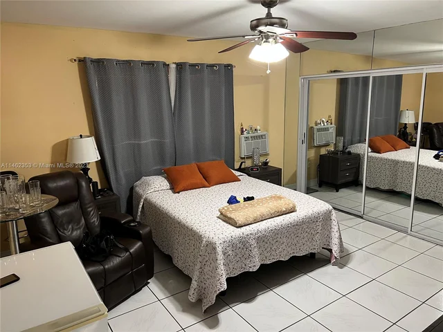 4360 SW 1st St, Miami FL 33134