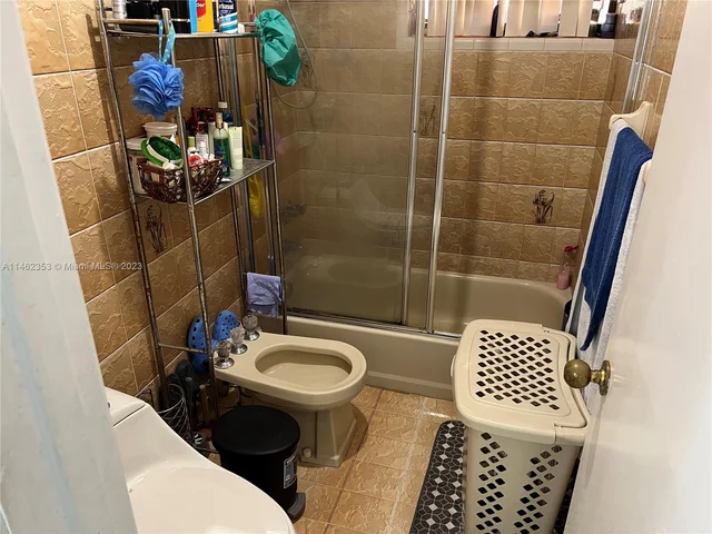 4360 SW 1st St, Miami FL 33134