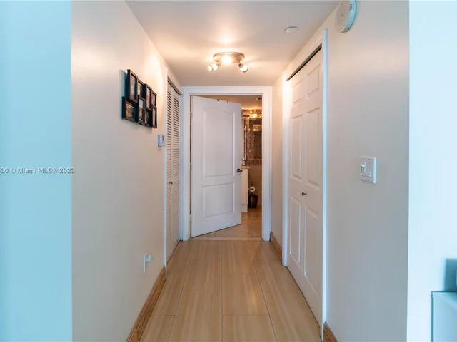 2101 Brickell Ave # 1610, Miami FL 33129