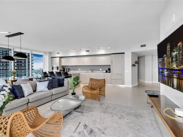 4111 S Ocean Dr # 2301, Hollywood FL 33019