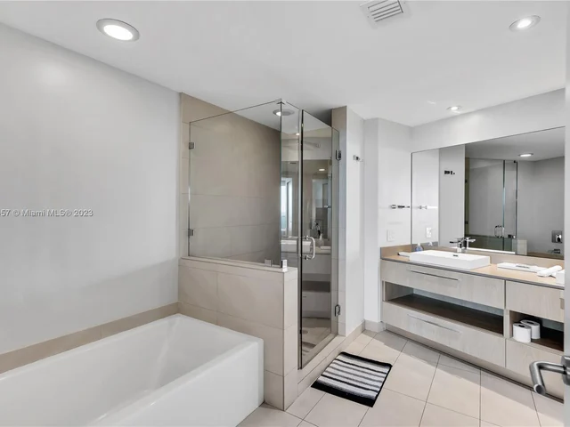 4111 S Ocean Dr # 2301, Hollywood FL 33019