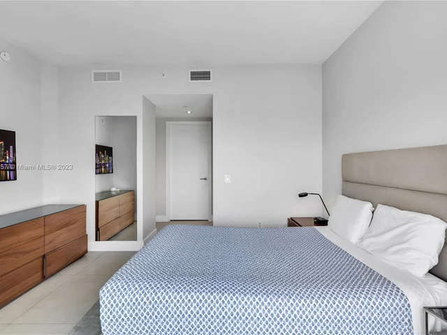 4111 S Ocean Dr # 2301, Hollywood FL 33019