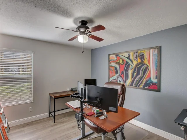 5156 Conroy Road # 1117, Orlando FL 32811