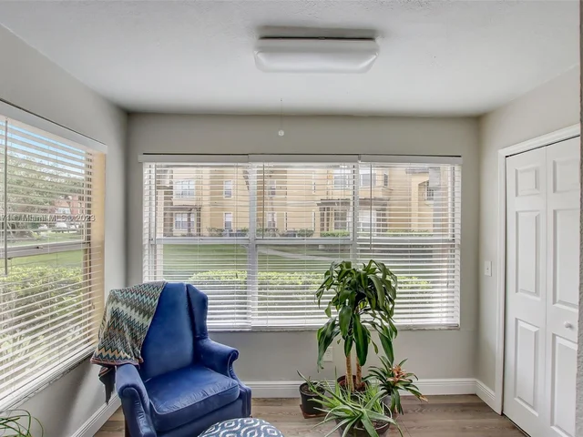 5156 Conroy Road # 1117, Orlando FL 32811