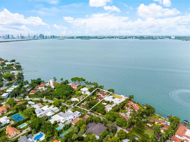5060 N Bay Rd, Miami Beach FL 33140